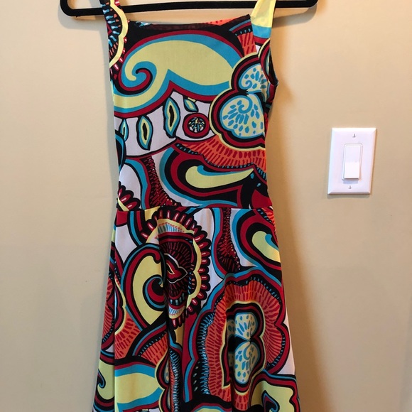 Women’s dress - Picture 5 of 6